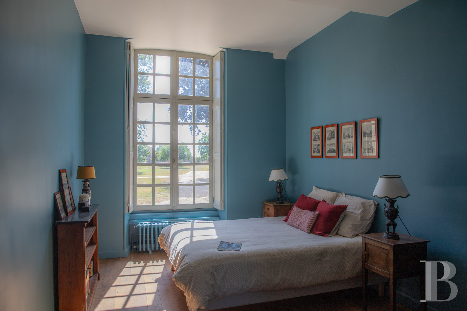 A château and its outbuildings in walled grounds to the north-east of Falaise, in Calvados - photo  n°18